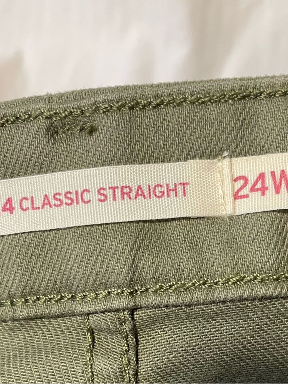 Levi's 414 Classic Straight Jeans in Olive - Picture 2 of 9